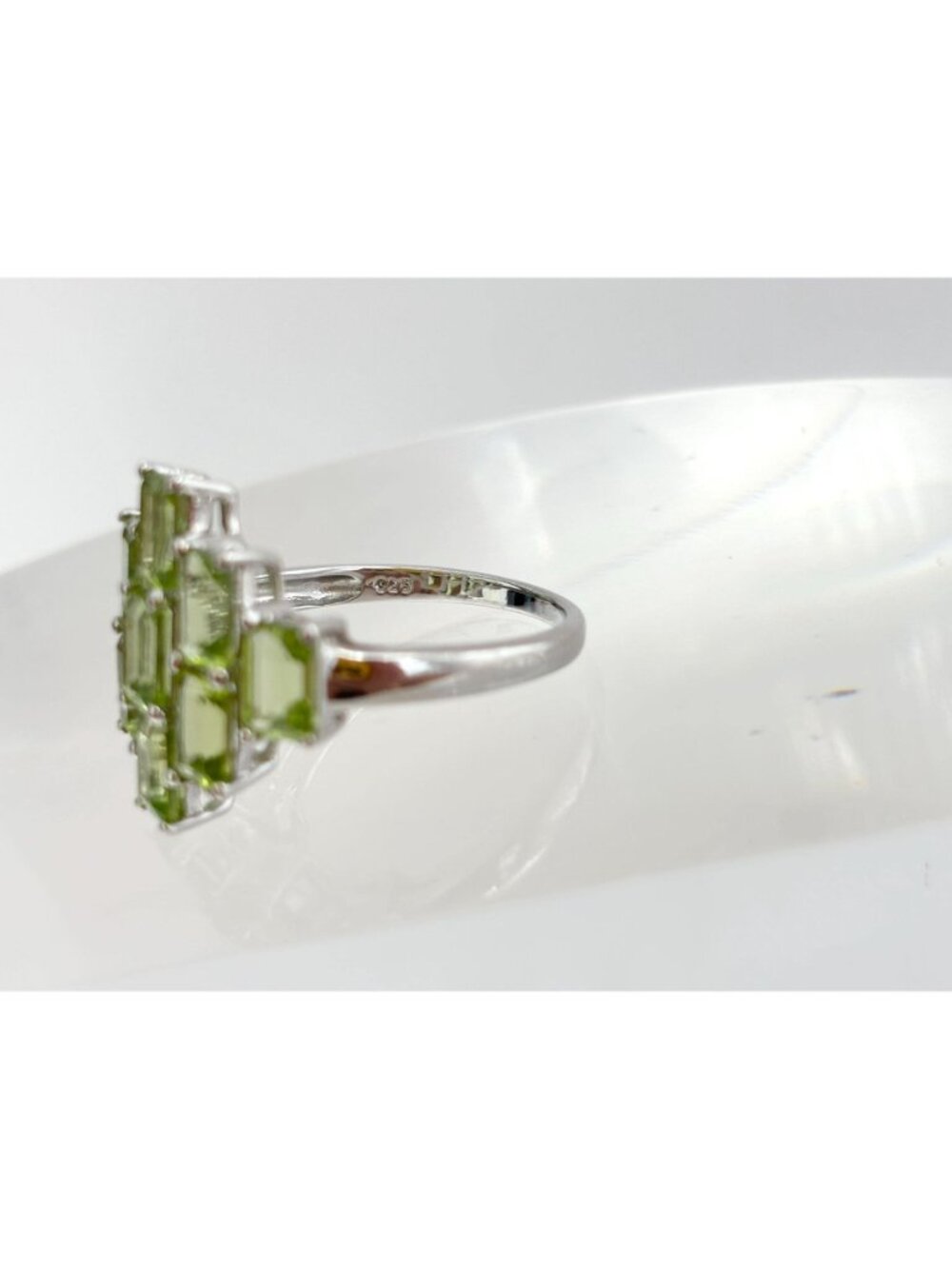 Green Peridot Emerald Cut Cluster Sterling Silver 925 Vintage Ring - sz 10 - Picture 8 of 15